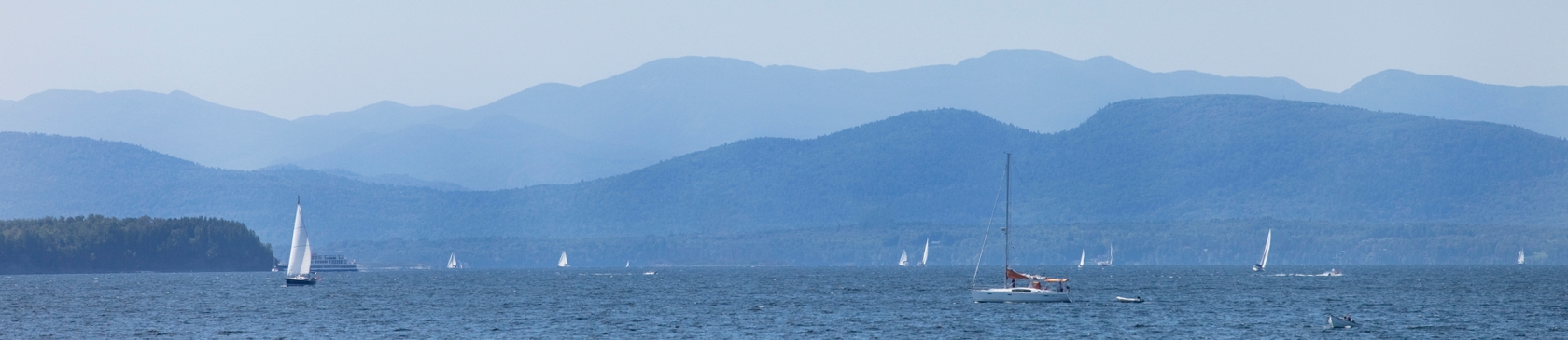 Lake Champlain Bareboat Charter Sailboat Rental Burlington Vermont Navtours